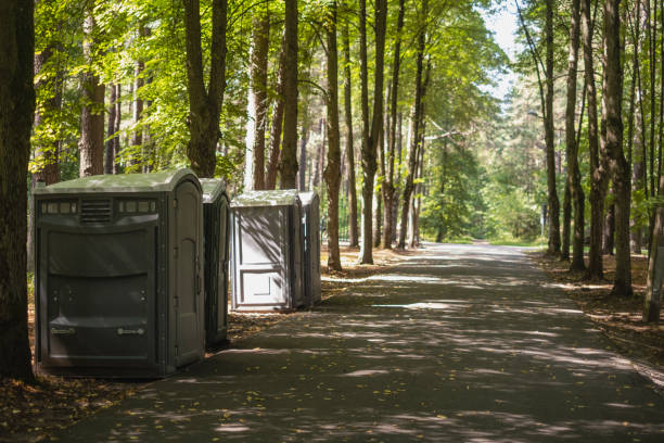 Portable Toilet Options We Offer in Alpine, TX